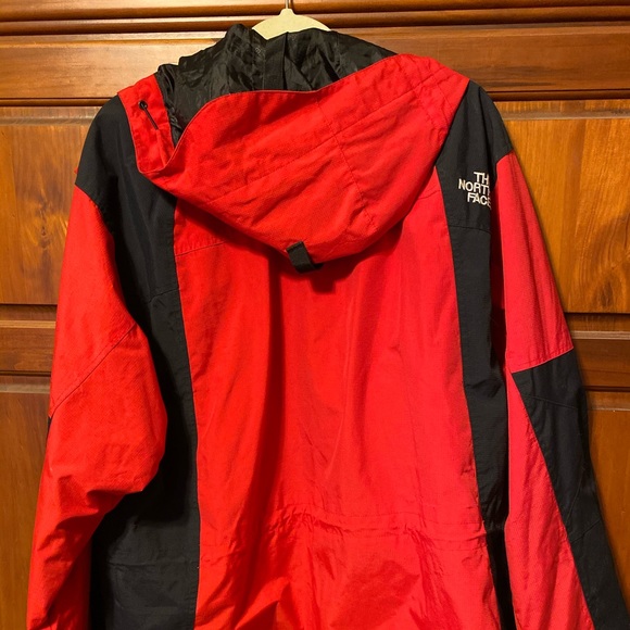 The North Face Summit Series - Picture 2 of 5